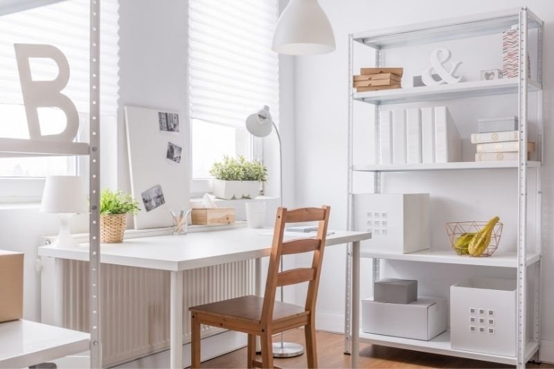 Çalışma Odasında Dekoratif Objeler