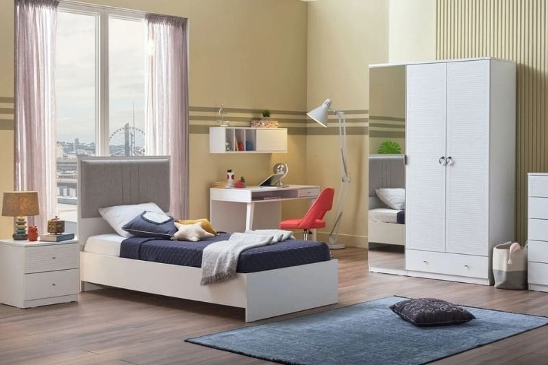 genç ruhunu yansıtmak