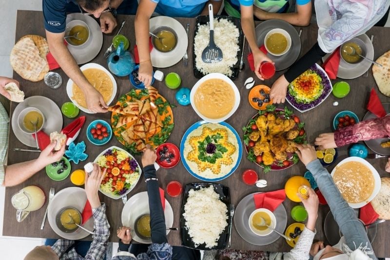 iftar sofrası için hangi renk seçilmelidir?