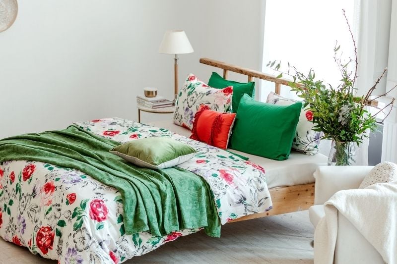 yastık kılıfı kaç günde bir değiştirilir?