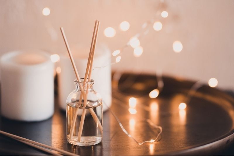 Evinizin Havasını Değiştirecek Mis Gibi Oda Kokusu Önerileri