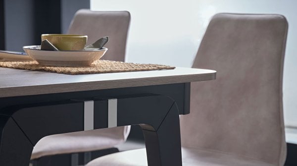 Nicoly Açılır Mutfak Masası Meşe