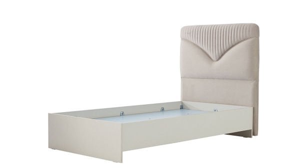 Valencia Genç Odası Başlık 100