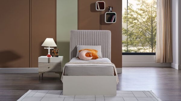 Anton Genç Odası Başlık